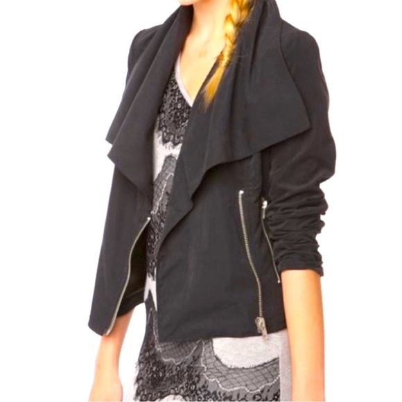 BB Dakota Jackets & Blazers - BB Dakota black lined lightweight Moto Jacket